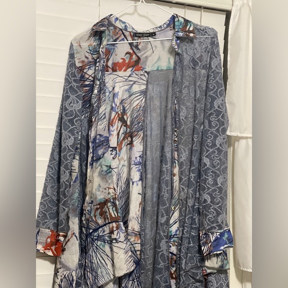 Mix patterned button down - Picture 4 of 4